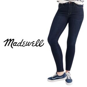 Madewell 9" Mid-Rise Skinny Jeans in Larkspur Wash: TENCEL™ Denim Edition - 25
